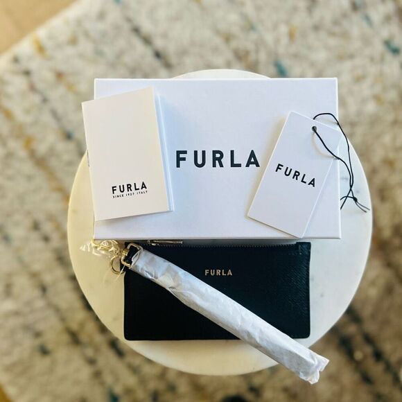 FURLA Classic Credit Card‎ Case Leather Wallet Wristlet, Black, Wrist Strap, NWT - Picture 1 of 16